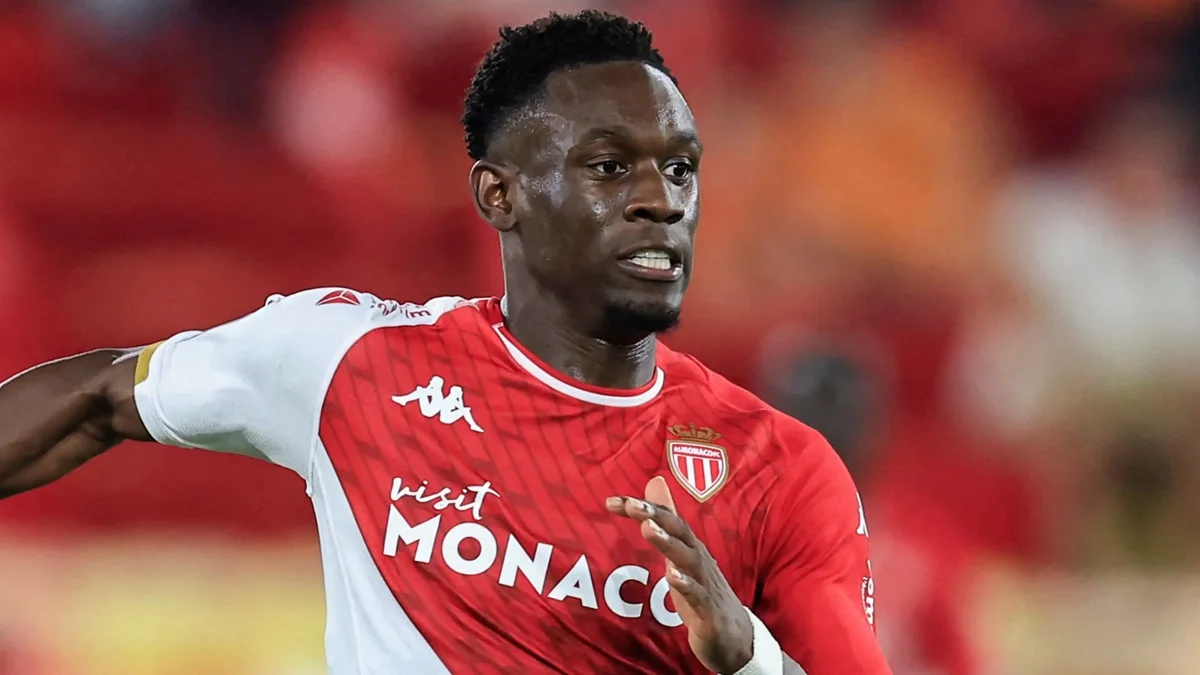 Monaco lidera a Ligue 1 e Arsenal aguarda venda de Balogun