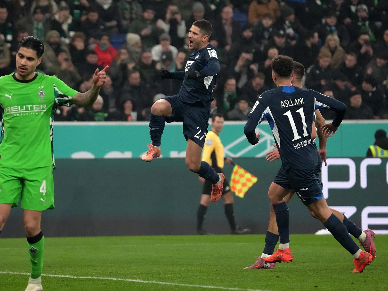 Hoffenheim vence o Borussia Mönchengladbach por 2 a 1 na Bundesliga