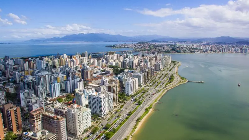 Florianópolis tem previsão de sol, nuvens e chuva passageira nesta sexta-feira