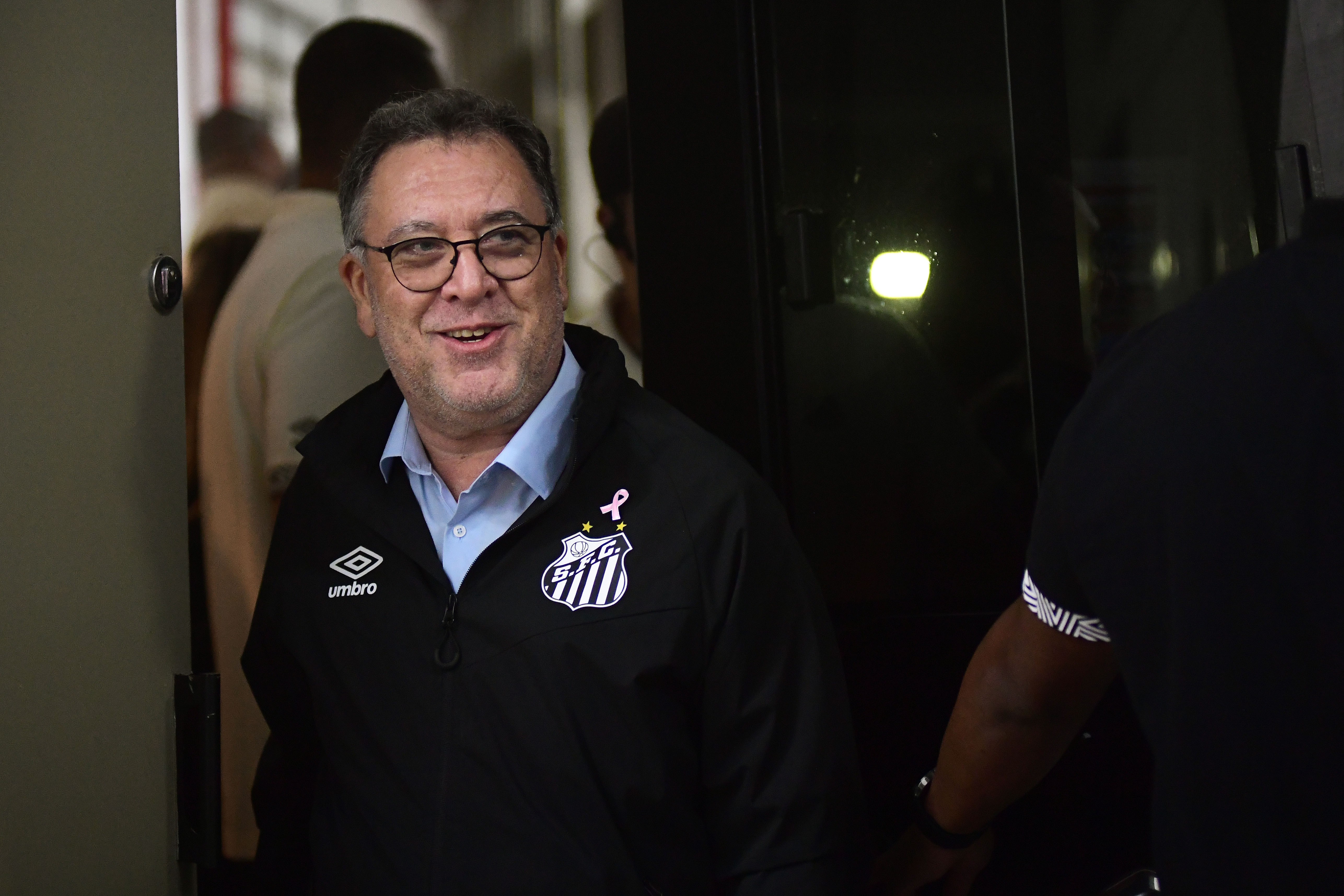 Santos tem R$ 134 milhões a receber por transferências de atletas