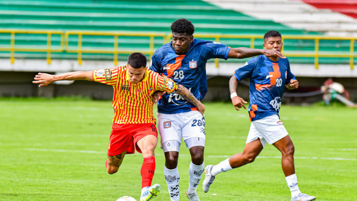 Deportivo Pereira vence o Boyacá Chicó e complica rival no rebaixamento