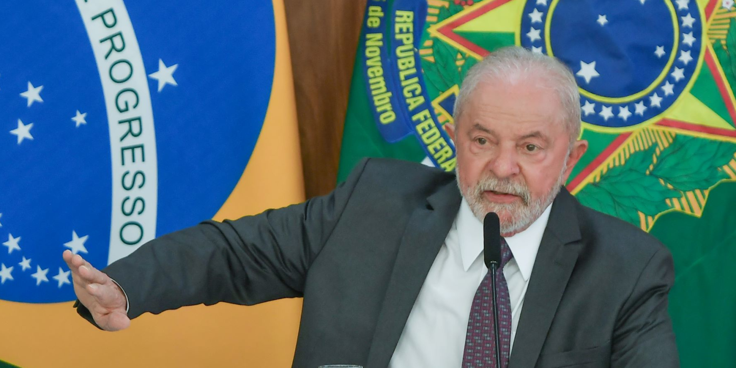 Bolsa brasileira e real sofrem forte pressão após vitória de Lula
