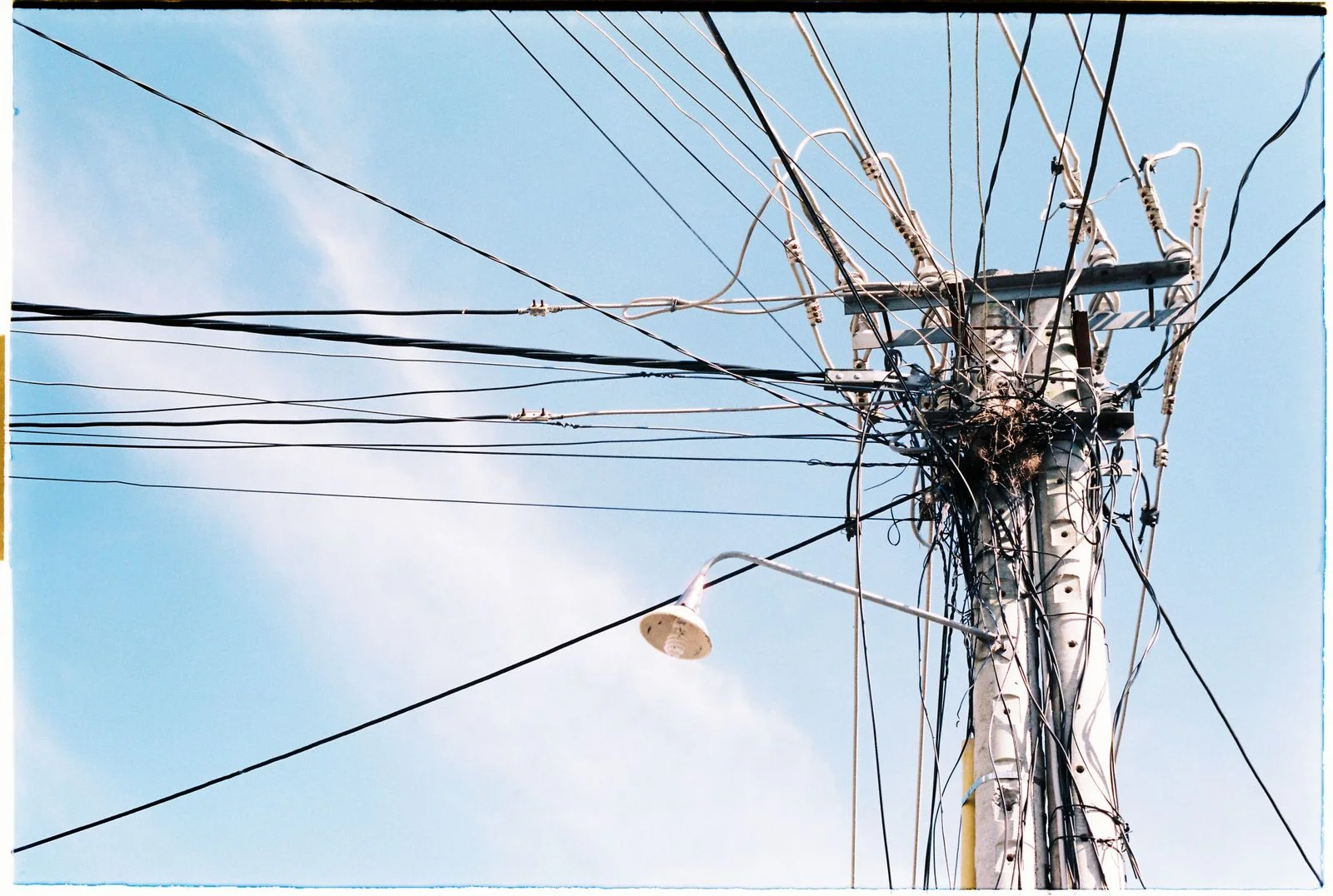 Tribunal eleva indenização por morte em fio elétrico