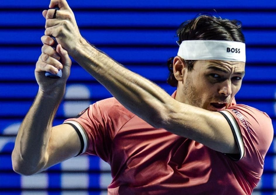 Taylor Fritz avança às quartas de final no torneio de Basel