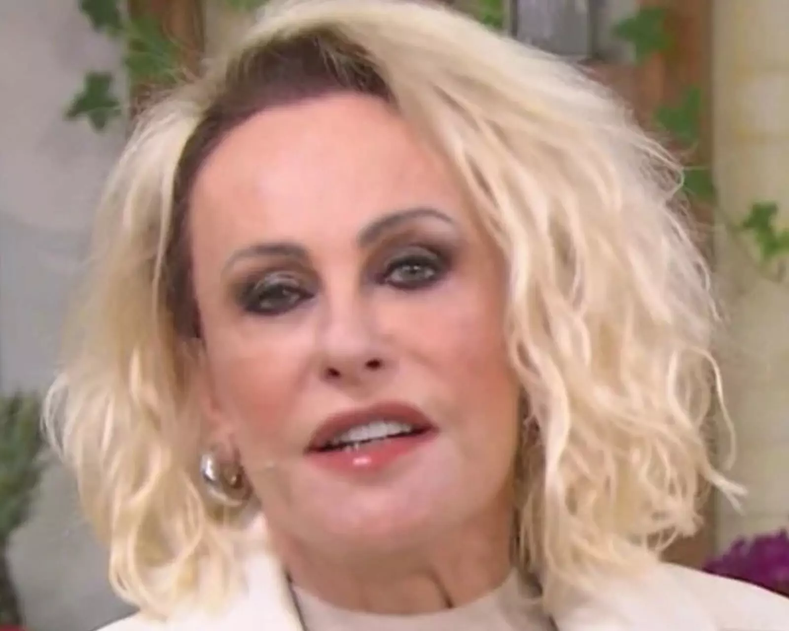 Ana Maria Braga comenta separação da filha e fala sobre maturidade