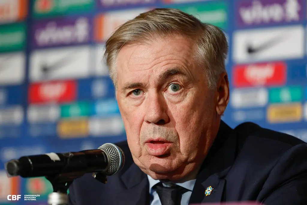 Ancelotti aponta momento ideal para renovação da Seleção Brasileira