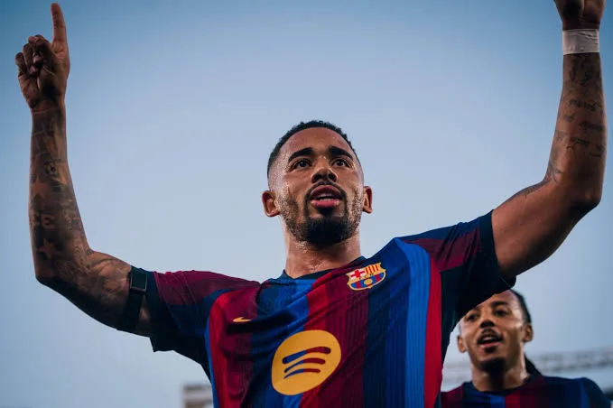 Gabriel Jesus confirma sondagem do Flamengo, mas reforça foco no Palmeiras