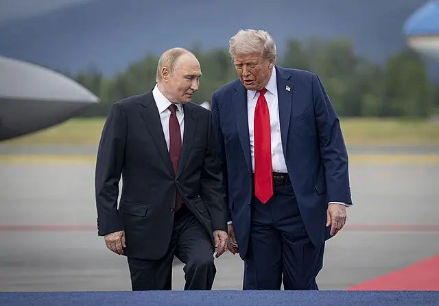 Acordo de Trump e Putin sobre diesel gera críticas e dúvidas globais