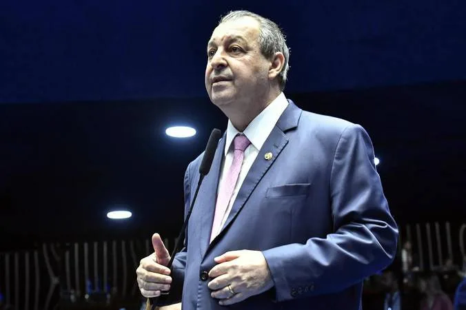 Omar Aziz é eleito governador do Amazonas no segundo turno