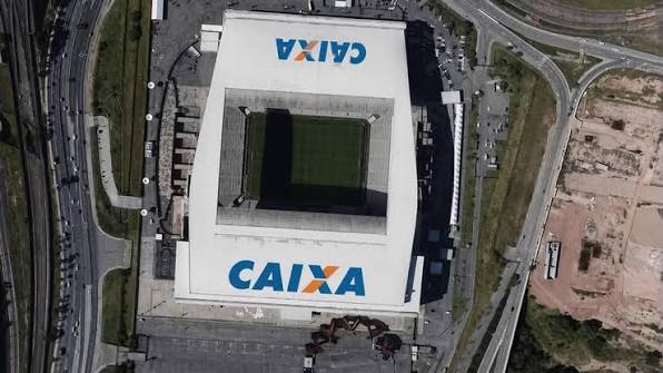 Corinthians e Caixa avançam em negociação para quitação de dívida