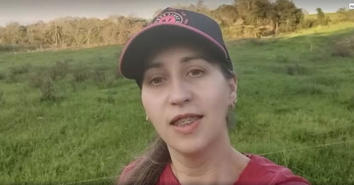 Mulher com medida protetiva é achada morta em SC após acionar botão do pânico