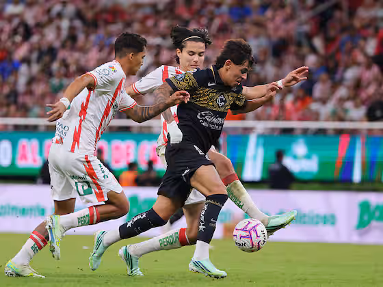 Chivas vence Necaxa com gol contra e agrava crise do rival na Liga MX