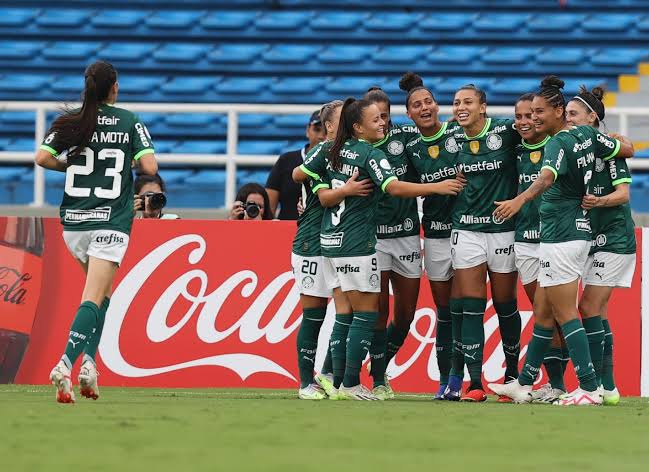 Universitario e Palmeiras estreiam na Copa Libertadores Femenina