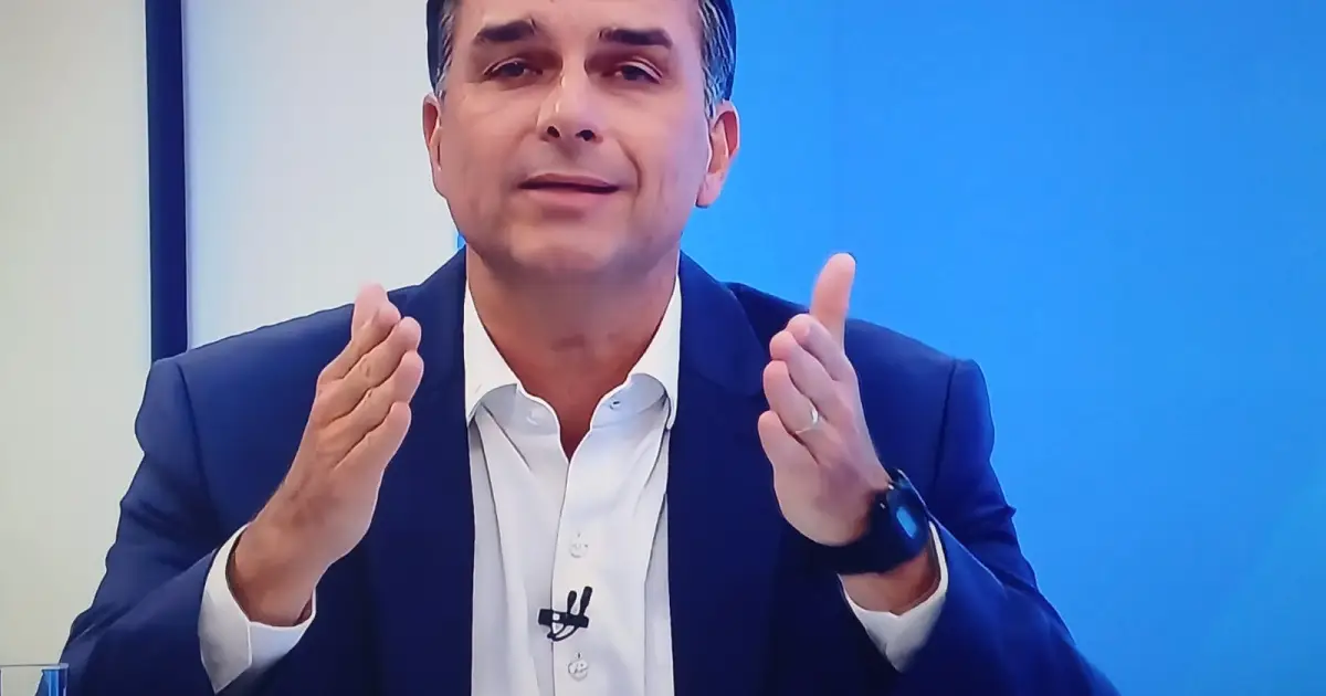 Flávio Bolsonaro promete retomar o Perse em caso de vitória