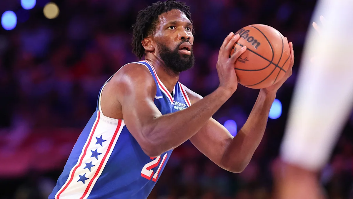 Joel Embiid comemora virada histórica dos 76ers sobre o Cleveland Cavaliers