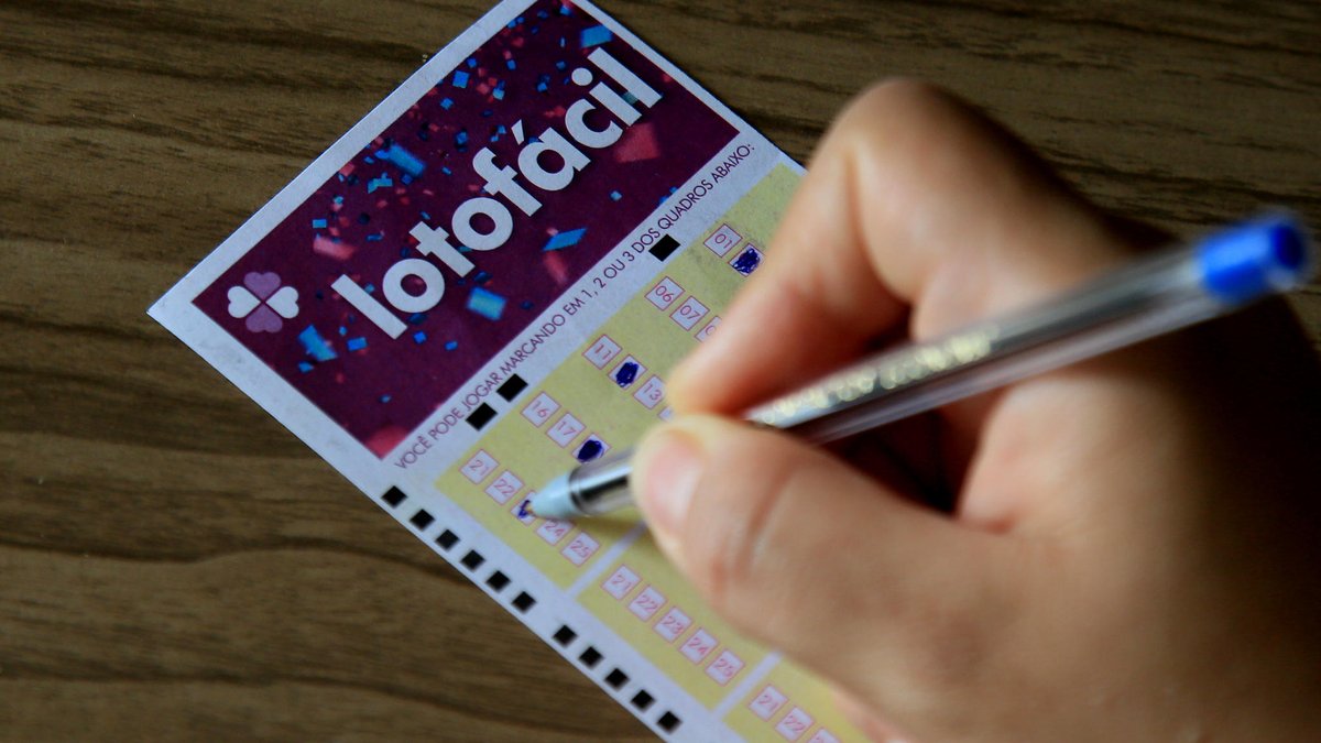Lotofácil 3802: Duas apostas acertam dezenas e levam R$ 820 mil cada