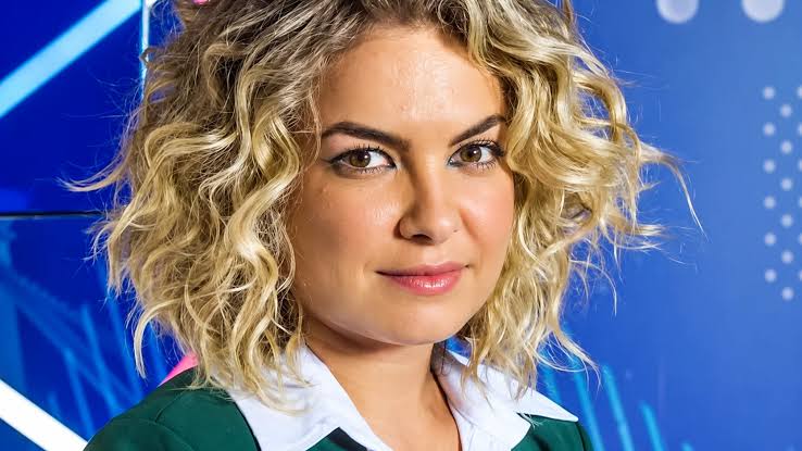 Velório de Lua Blanco é marcado por despedida restrita a familiares