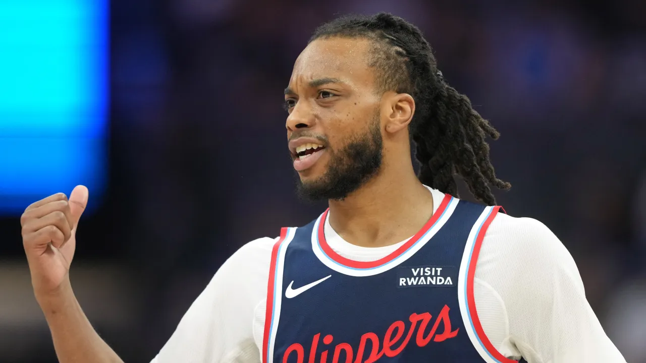 Clippers estreiam na temporada da NBA com vitória dominante sobre o Kings