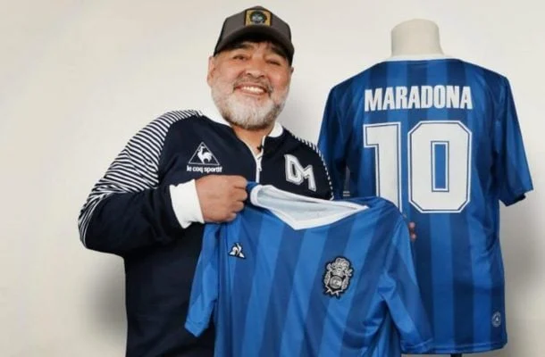 Promotoria pede até 12 anos de prisão para médicos de Maradona