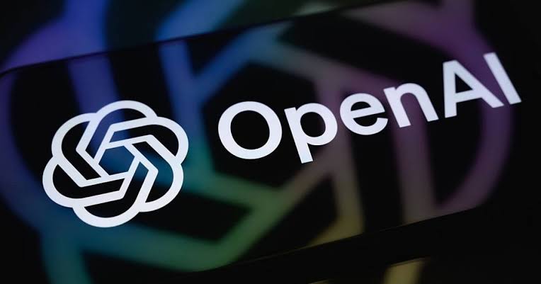 Suspeito de espionagem na OpenAI manteve contato frequente com realeza saudita