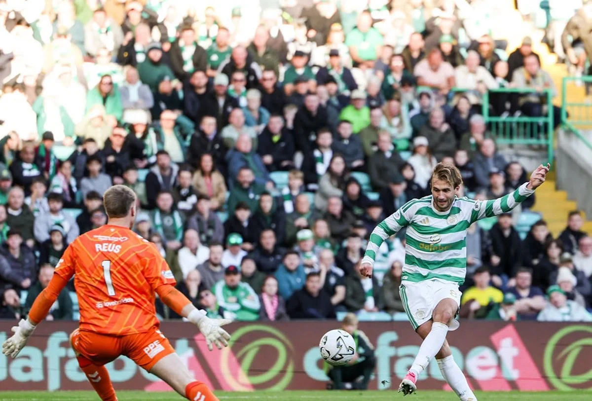 Celta de Vigo vence o Celtic por 2 a 1 fora de casa pela Liga Europa