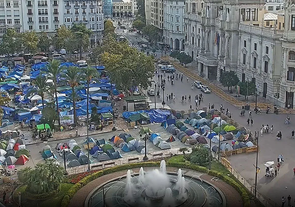 Prefeitura de Valência exige fim de acampamento devido a alerta vermelho