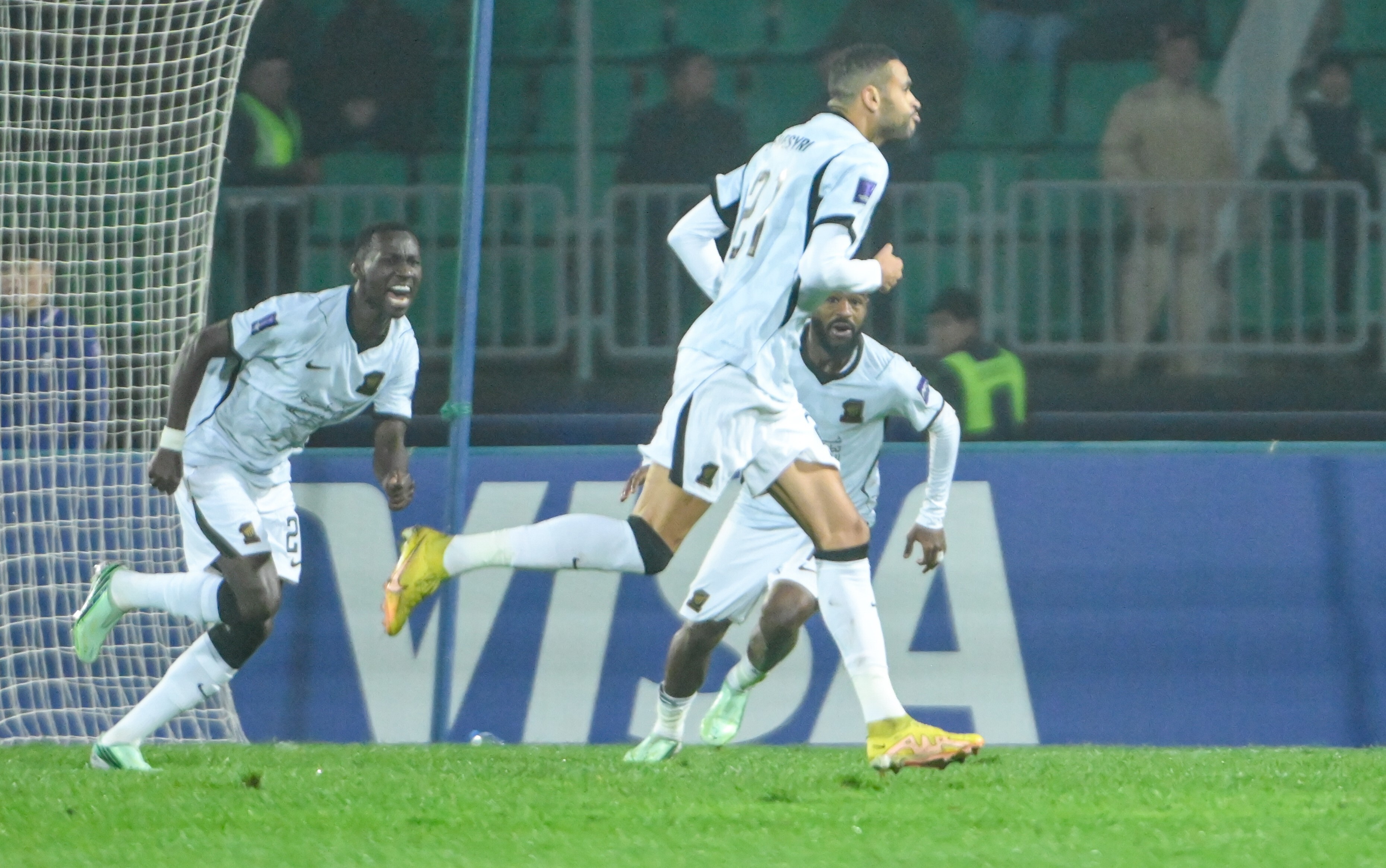 Al Ittihad vence o Neftchi fora de casa pela Liga dos Campeões da Ásia