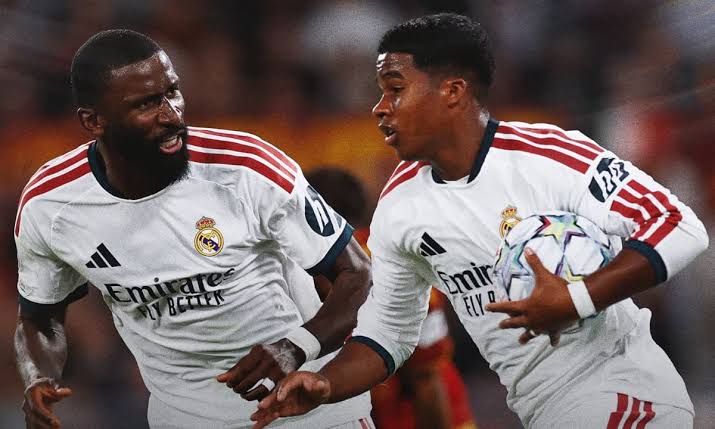 Real Madrid vira sobre a Roma com gols no fim na Liga dos Campeões