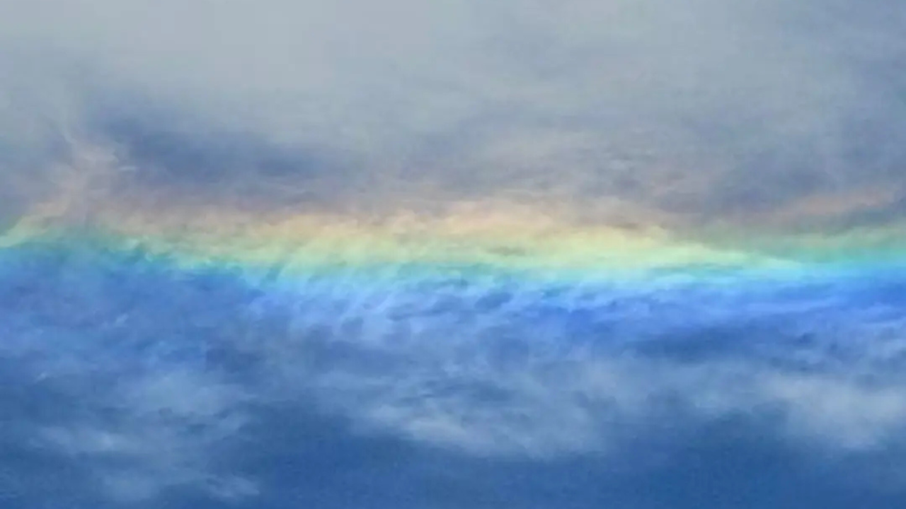 Fenômenos ópticos na atmosfera impressionam moradores em estados brasileiros