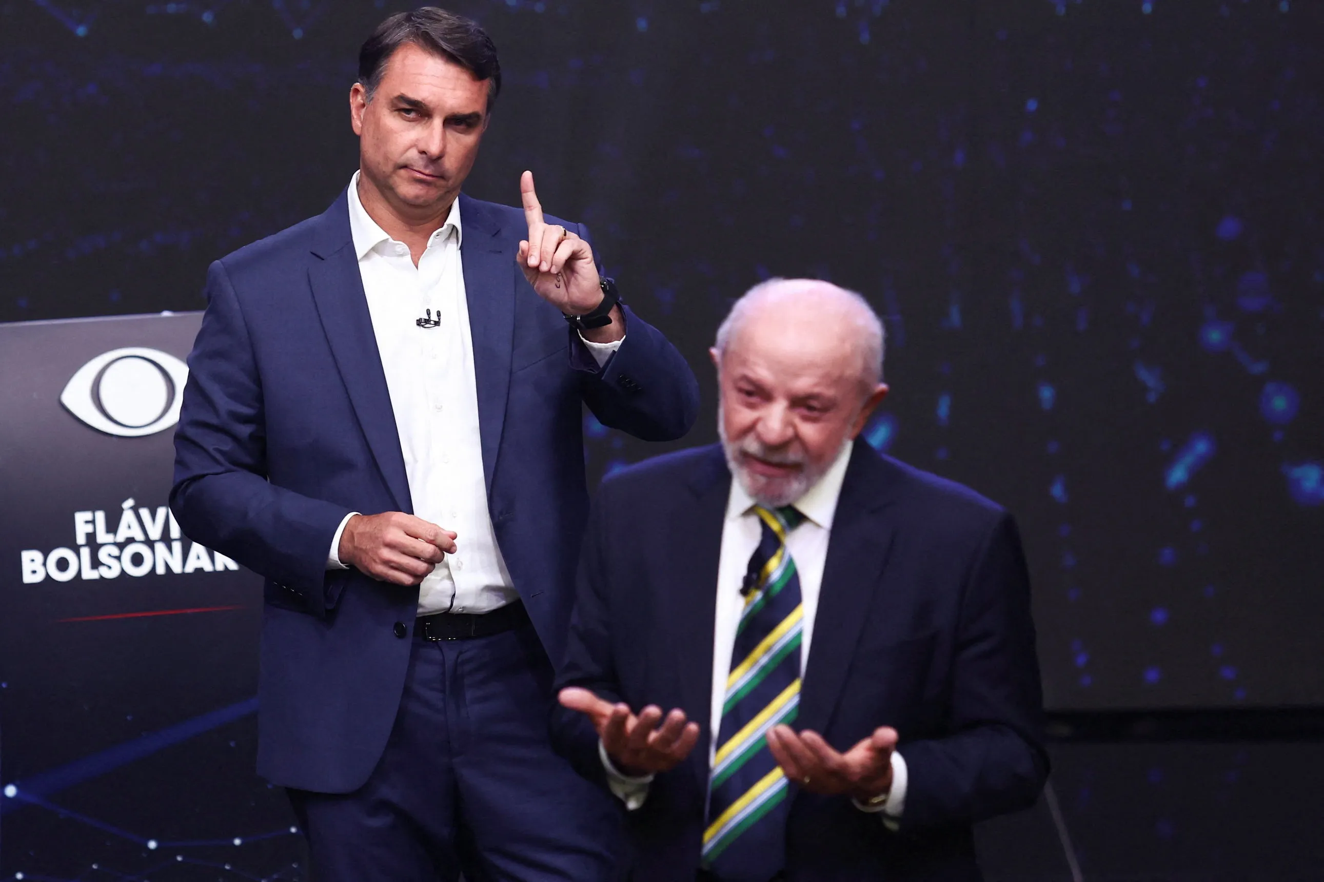 Pesquisa Real Time Big Data aponta Flávio Bolsonaro com 52% dos válidos