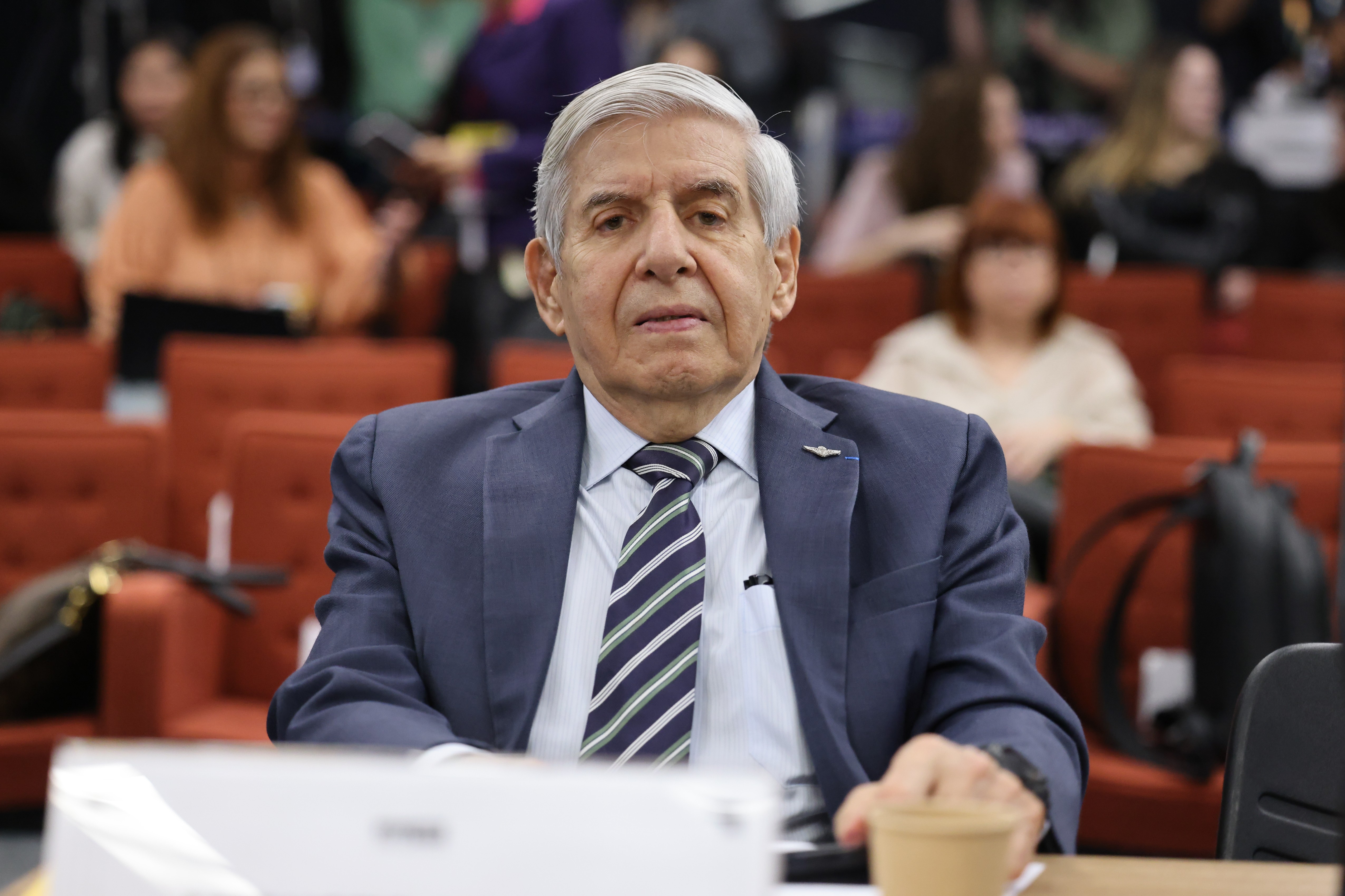 Moraes autoriza consulta e internação de Augusto Heleno