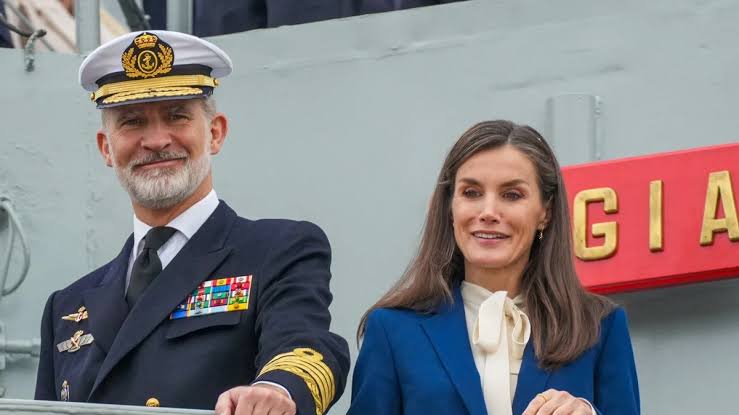 Rei e Rainha da Espanha participam de gala literária em Barcelona