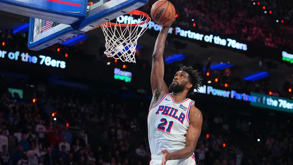 Philadelphia 76ers vencem Milwaukee Bucks e mantêm 100% de aproveitamento