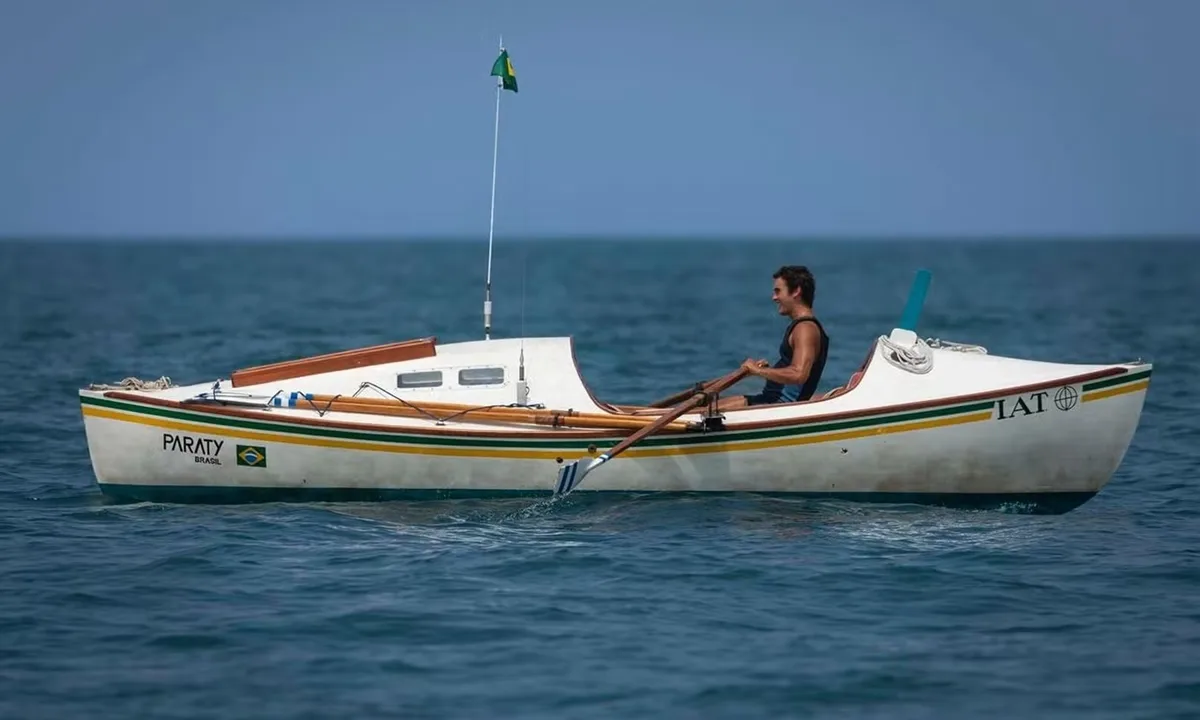 Filme '100 Dias' estreia nos cinemas e revisita travessia de Amyr Klink