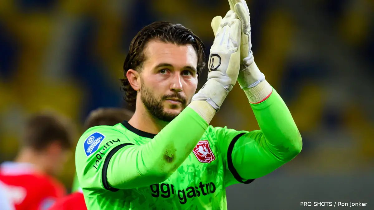FC Twente vence o AZ Alkmaar fora de casa e empata em pontos na Eredivisie