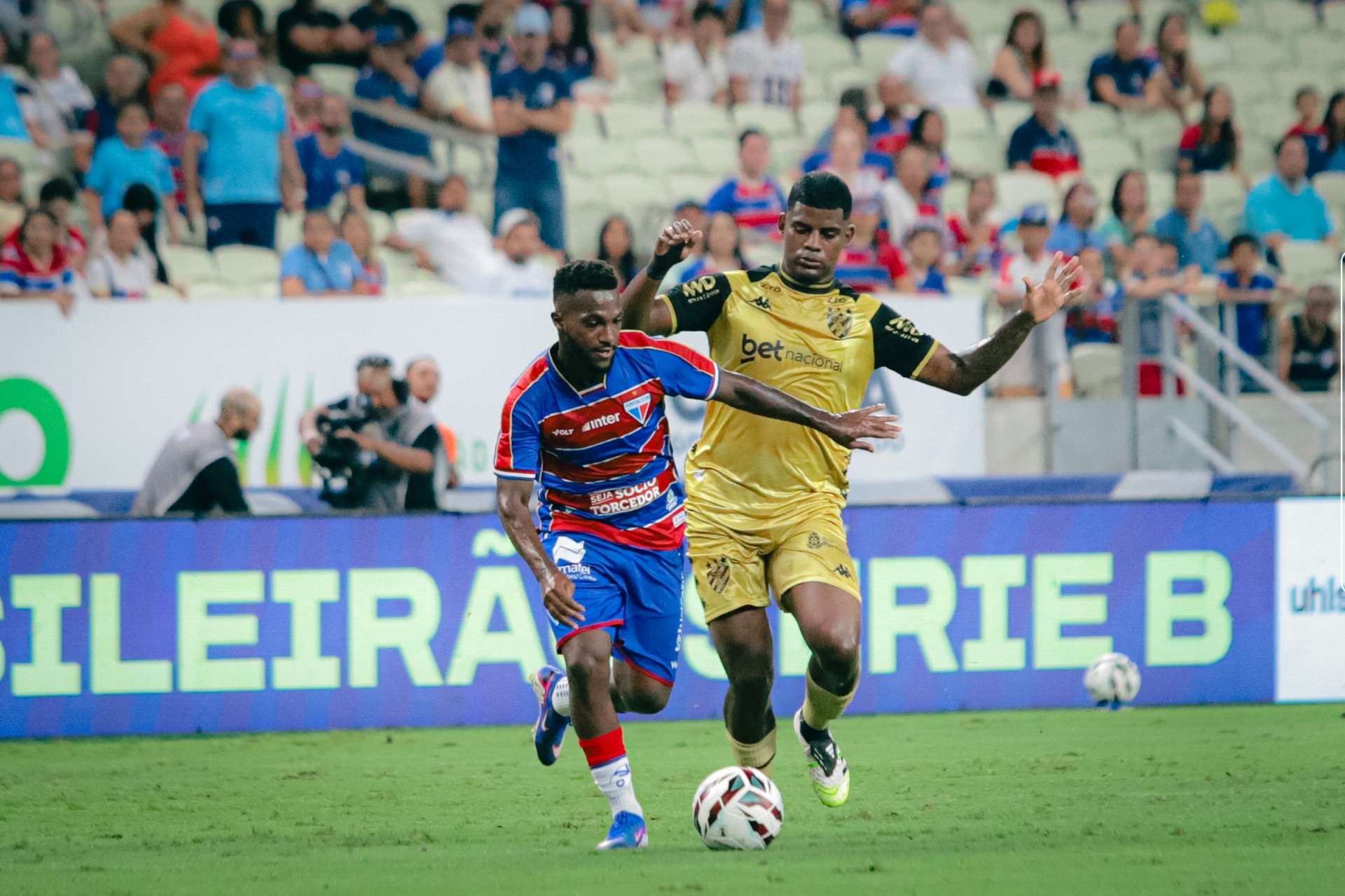 Sport e Fortaleza se enfrentam na Ilha do Retiro pela 34ª rodada da Série B