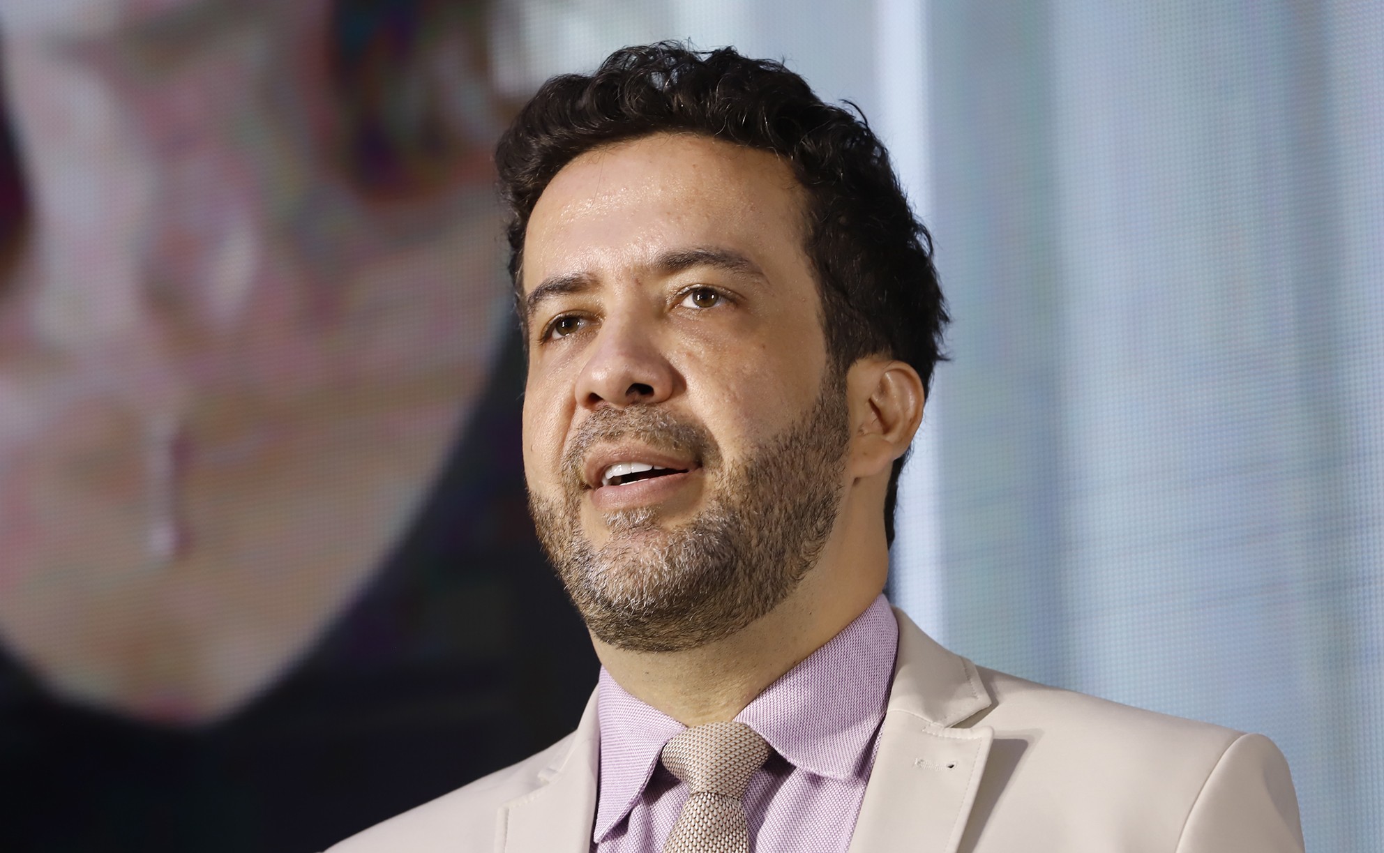 Janones acerta acordo com a PGR e devolve valores em inquérito de rachadinha