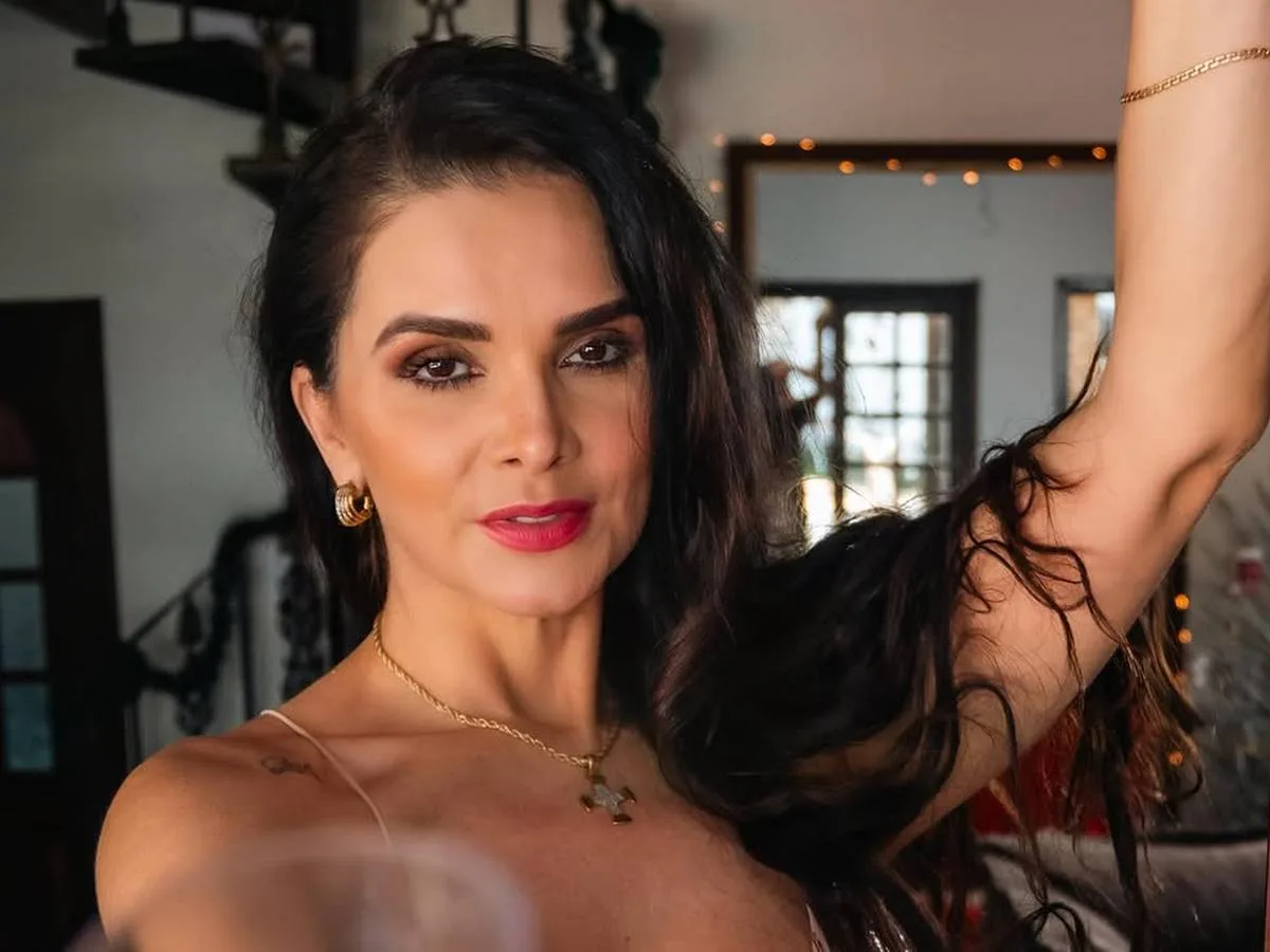 Luiza Ambiel relembra pressão estética e bastidores da Banheira do Gugu