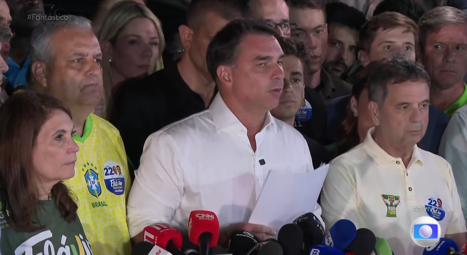 Flávio Bolsonaro diz que vai pedir a anulação da eleição presidencial
