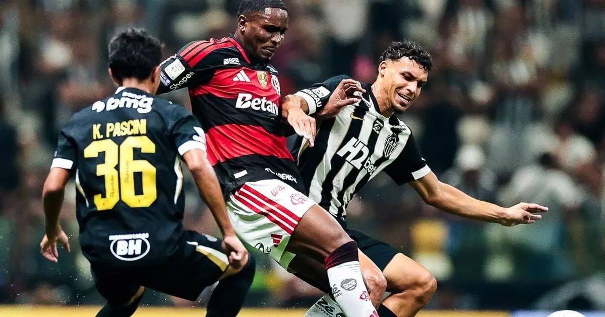 Flamengo e Atlético-MG duelam no Maracanã pela 32ª rodada do Brasileirão