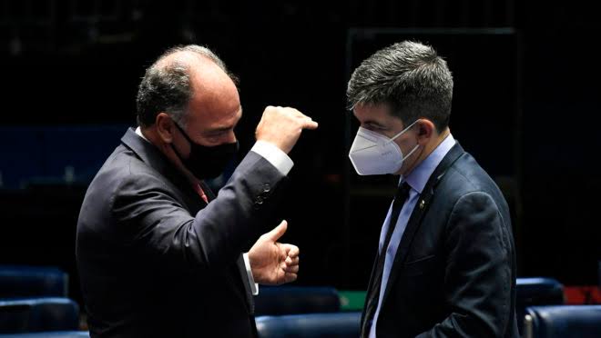 Reflexos da CPI da Covid-19 e a memória da pandemia no cenário político nacional