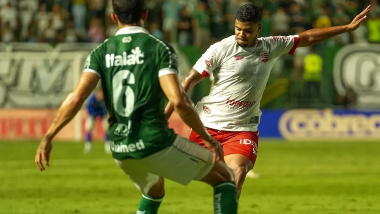 Goiás e Náutico empatam sem gols em partida válida pela Série B