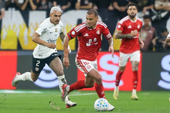 Risco de rebaixamento dispara no Brasileirão