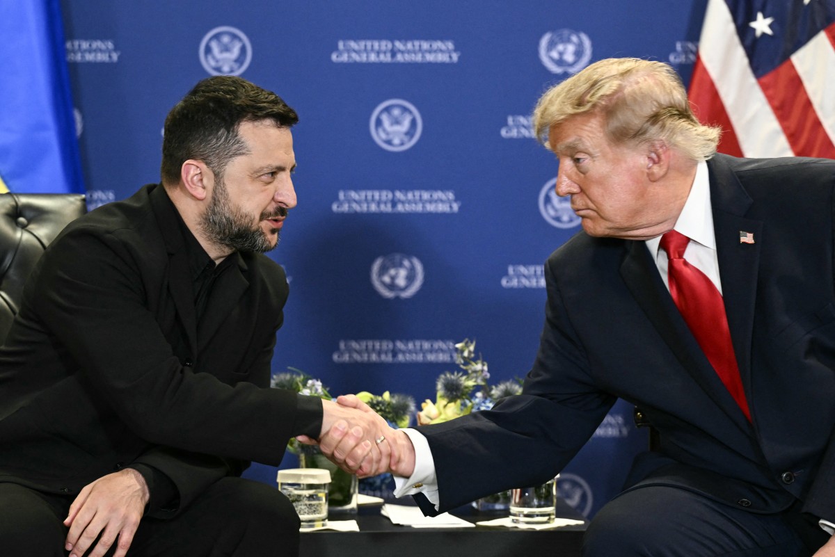 Zelensky condena ataque russo à energia e critica suspensão de sanções pelos EUA