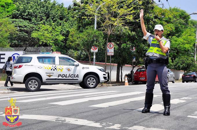 Rodízio em São Paulo restringe placas finais 3 e 4 no centro expandido