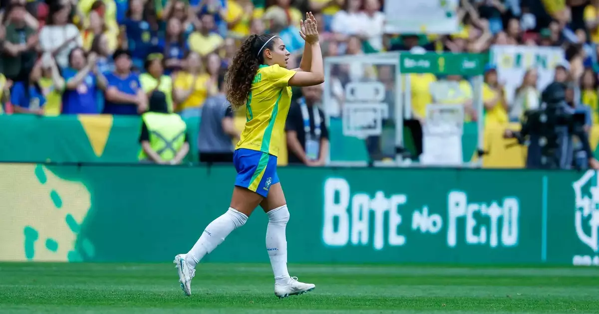 Brasil vence a Argentina por 3 a 1 em amistoso no Beira-Rio