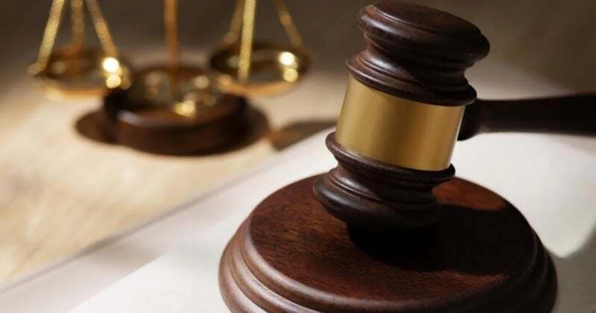 Trabalhador demitido por justa causa após prisão consegue reverter decisão em MG