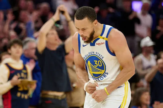 Stephen Curry comanda vitória do Golden State Warriors sobre o Minnesota Timberwolves