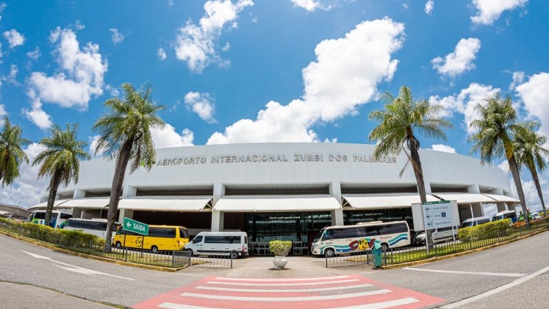 Gol nega cancelamento em massa de voos para o Nordeste na véspera de eleição