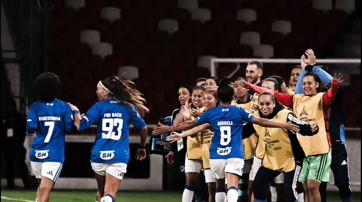 Cruzeiro vence a LDU por 2 a 1 e estreia com vitória na Libertadores